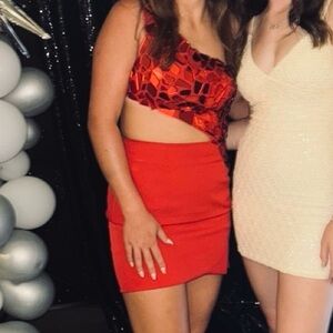 One Shoulder Hoco Dress w/ Slit